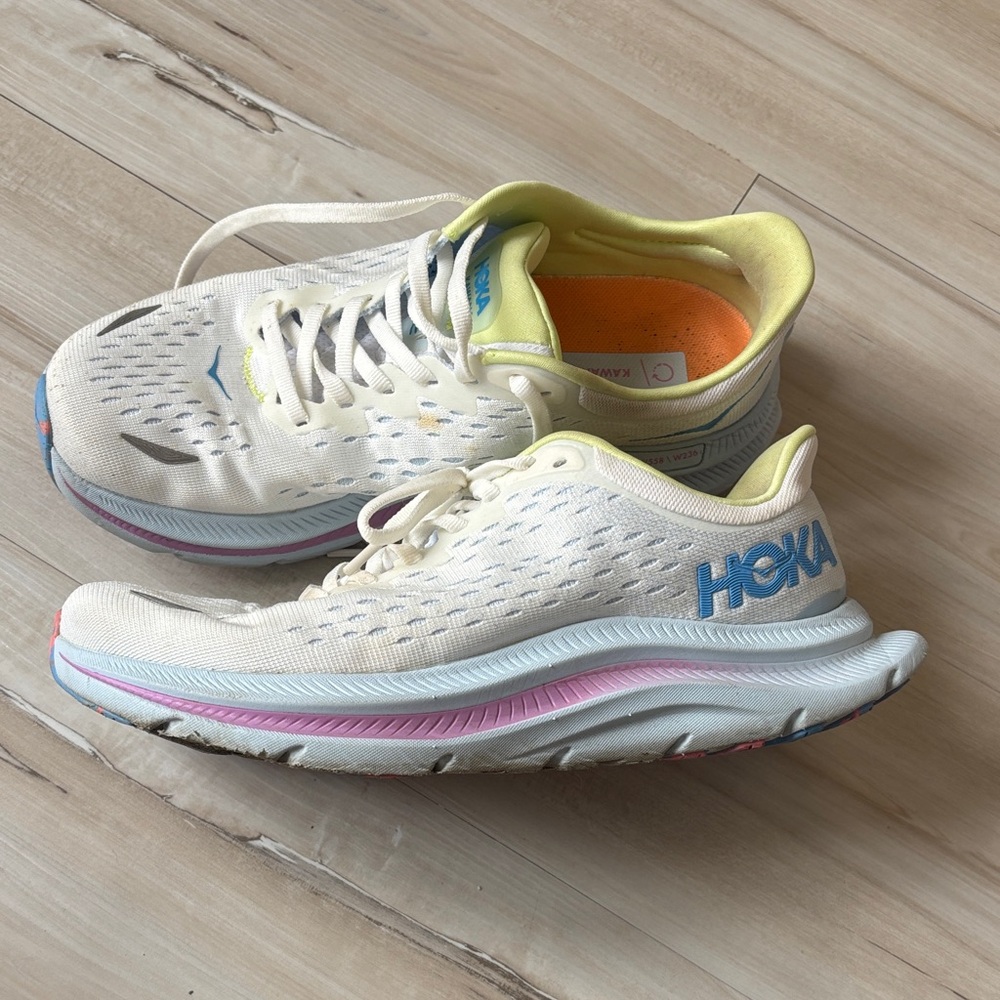 Hoka Kawana White Running Shoes with Pastel Yellow & Blue size 7.5 - Picture 2 of 7
